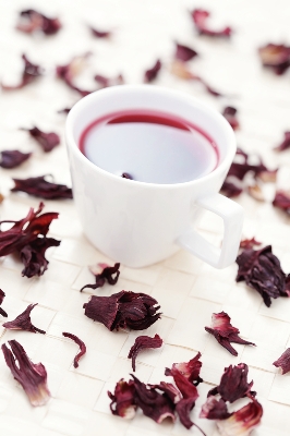 Dried hibiscus flowers
